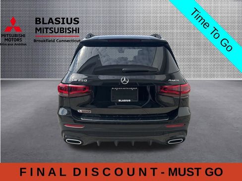 Used 2021 Mercedes-Benz GLB 250 4MATIC w/ AMG Line image 13
