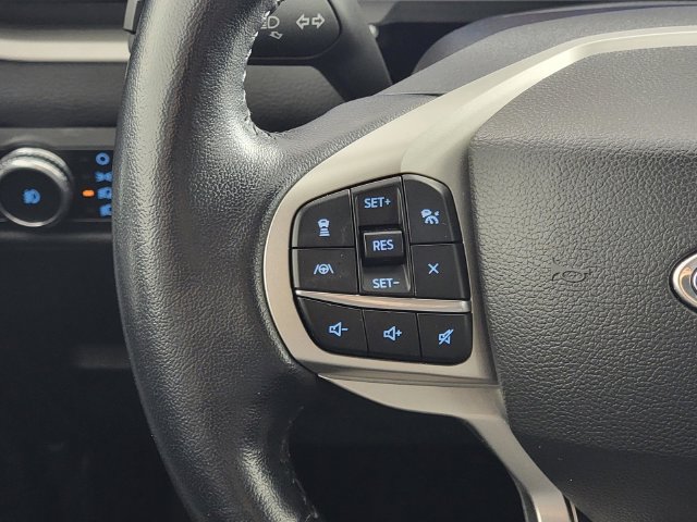 Used 2022 Ford Explorer XLT w/ Equipment Group 202A AWD/4WD image 27