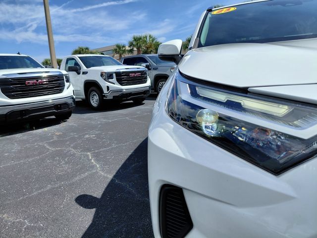 Used 2023 Toyota RAV4 XLE w/ Convenience Package AWD/4WD image 10