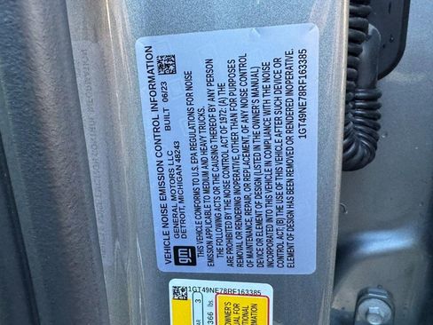 Used 2024 GMC Sierra 2500 SLT w/ SLT Premium Package image 25