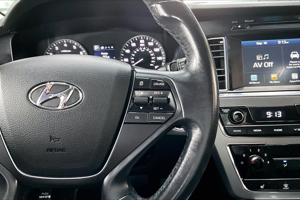 Used 2017 Hyundai Sonata Sport w/ Value Edition Package 02 FWD image 11