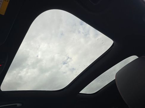 New 2026 Mercedes-Benz GLB 250 4MATIC image 3