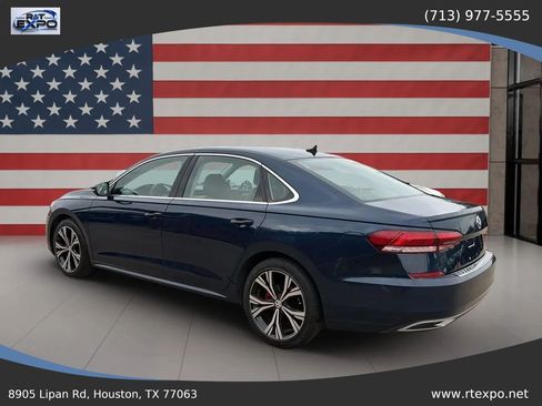 Used 2021 Volkswagen Passat 2.0T SE FWD image 6