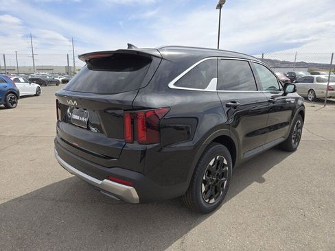 New 2026 Kia Sorento S FWD image 3