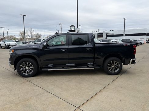 Used 2023 Chevrolet Silverado 1500 LT w/ Protection Package AWD/4WD image 8