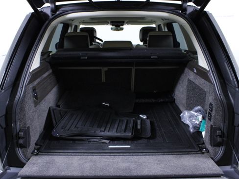 Used 2021 Land Rover Range Rover Westminster Edition image 10