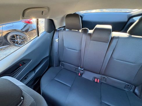 Used 2025 Toyota Prius LE image 35