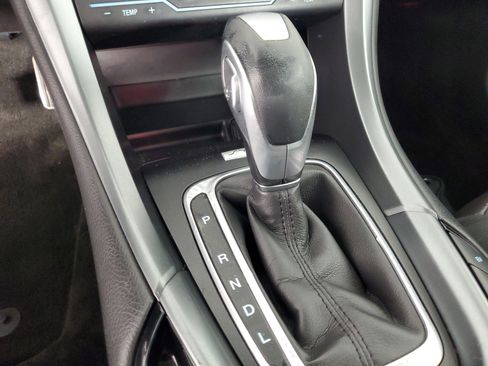 Used 2015 Ford Fusion Energi Titanium w/ Driver Assist Package image 17