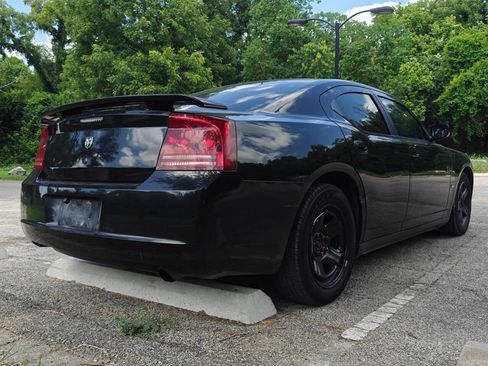 Used 2008 Dodge Charger SE RWD image 4