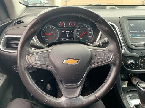 Used 2018 Chevrolet Equinox LT image 11
