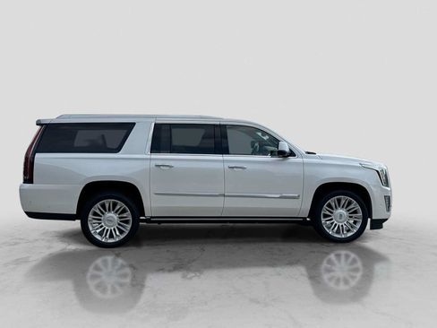 Used 2018 Cadillac Escalade ESV Platinum AWD/4WD image 7