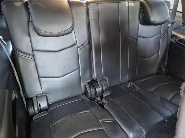 Used 2019 Cadillac Escalade ESV Platinum AWD/4WD image 19