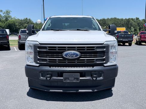Used 2024 Ford F250 XL w/ FX4 Off-Road Package AWD/4WD image 3