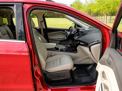 Used 2017 Ford Escape Titanium w/ Equipment Group 301A FWD image 40