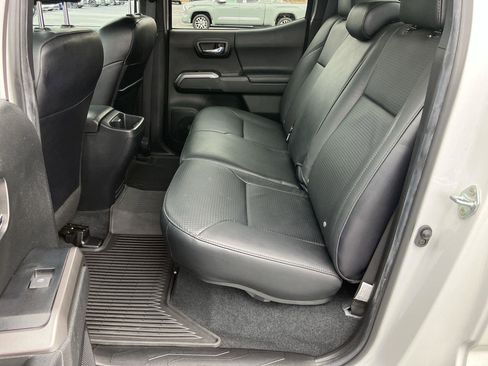 Used 2022 Toyota Tacoma Limited w/ Nightshade Package image 28