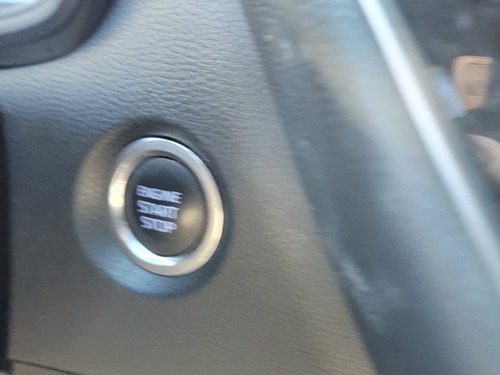 Used 2020 Toyota Corolla SE FWD image 25