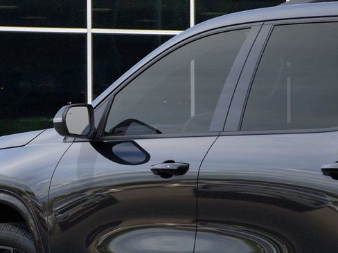 New 2026 Chevrolet Traverse RS image 12