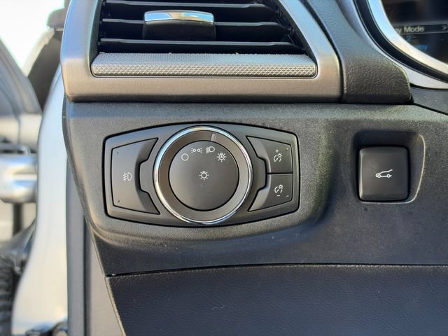 Used 2020 Ford Fusion SE w/ Equipment Group 151A FWD image 36