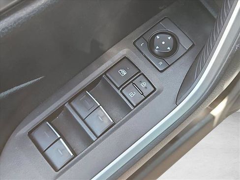 Used 2024 Toyota RAV4 XLE FWD image 11