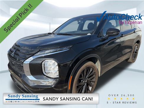 Used 2022 Mitsubishi Outlander SE image 1