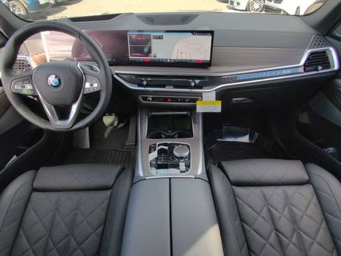 New 2026 BMW X5 xDrive50e w/ Climate Comfort Package image 15