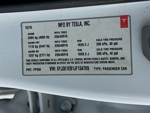 Used 2018 Tesla Model 3 Long Range AWD/4WD image 12