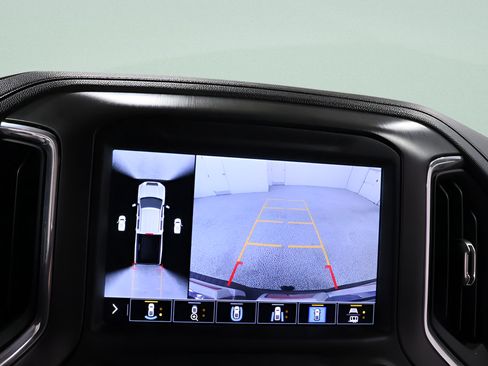 Used 2021 GMC Sierra 2500 AT4 w/ AT4 Preferred Package AWD/4WD image 11