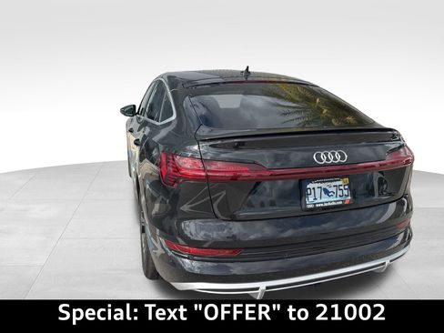 Used 2022 Audi e-tron Premium Plus image 6
