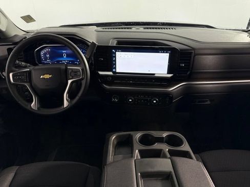 Used 2023 Chevrolet Silverado 1500 LT AWD/4WD image 23