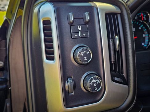 Used 2018 GMC Sierra 1500 SLT AWD/4WD image 16