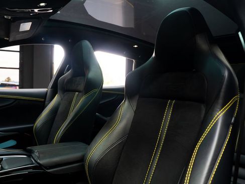Used 2022 Aston Martin DBX AWD/4WD image 33
