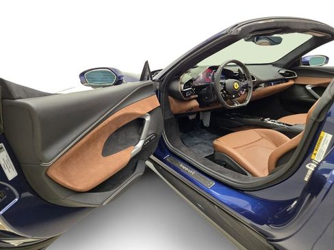 Used 2024 Ferrari 296 GTS RWD image 19