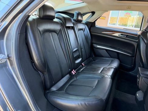 Used 2014 Lincoln MKZ FWD image 20