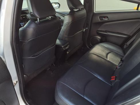 Certified 2019 Toyota Prius XLE image 19