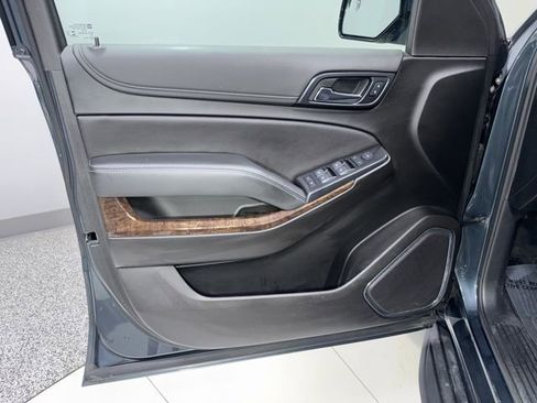 Used 2020 Chevrolet Suburban LS w/ Skid Plate Package AWD/4WD image 10
