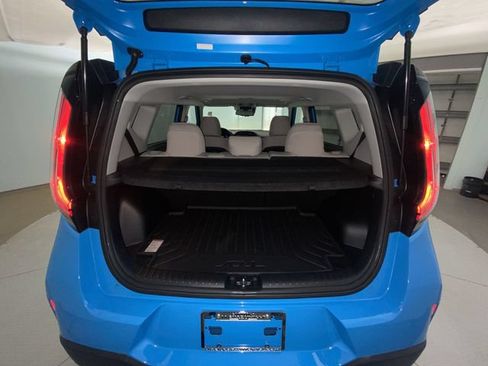 Used 2023 Kia Soul EX FWD image 24