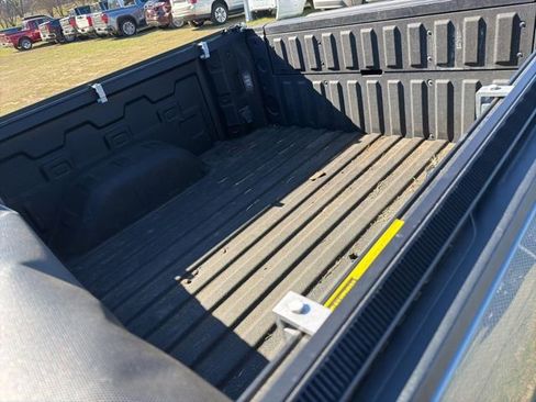 Used 2021 GMC Sierra 1500 SLT image 8