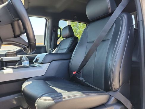 Used 2022 Ford F250 Lariat w/ Lariat Ultimate Package AWD/4WD image 17