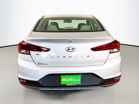 Used 2019 Hyundai Elantra SE image 8