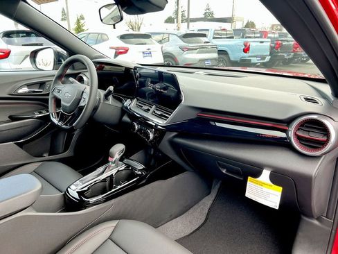 New 2026 Chevrolet Trax RS w/ Driver Confidence Package image 23