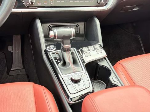 Used 2024 Kia Sportage SX AWD/4WD image 20