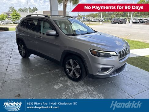 Used 2019 Jeep Cherokee Limited FWD image 1