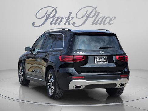 Certified 2026 Mercedes-Benz GLB 250 image 3