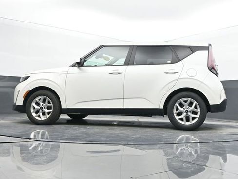 Used 2025 Kia Soul LX w/ LX Technology Package image 44