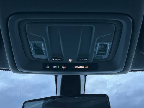 Used 2020 Chevrolet Silverado 1500 LT w/ All-Star Edition image 29