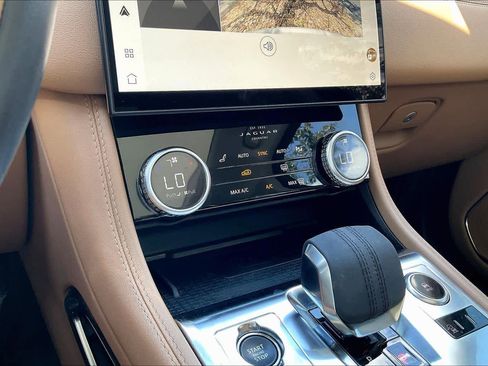 Used 2023 Jaguar F-PACE S AWD/4WD image 32