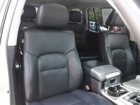 Used 2018 Toyota Land Cruiser AWD/4WD image 27