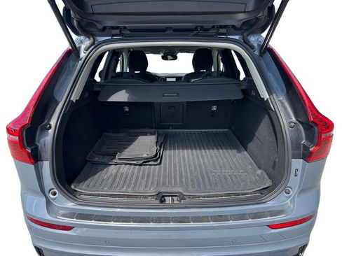 Certified 2024 Volvo XC60 B5 Plus w/ Protection Package Premier AWD/4WD image 6
