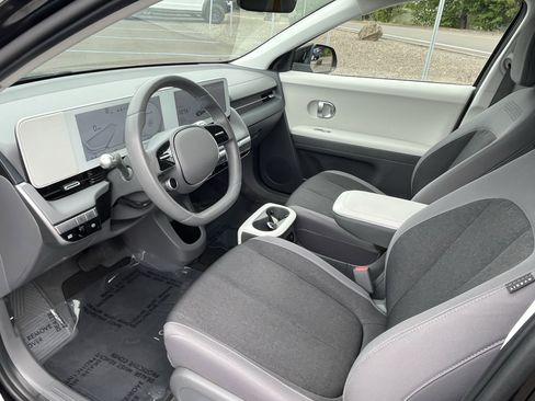 Certified 2024 Hyundai Ioniq 5 SEL RWD image 9