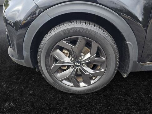 Used 2020 Kia Sportage S image 9